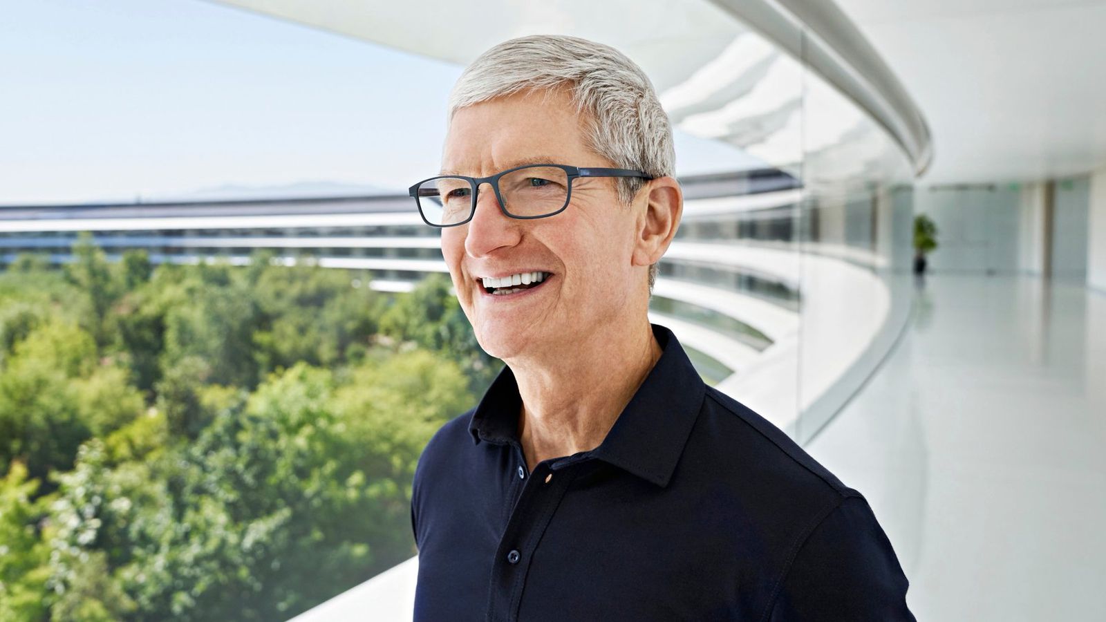 Tim Cook de saída da Apple? John Ternus apontado como o sucessor mais provável